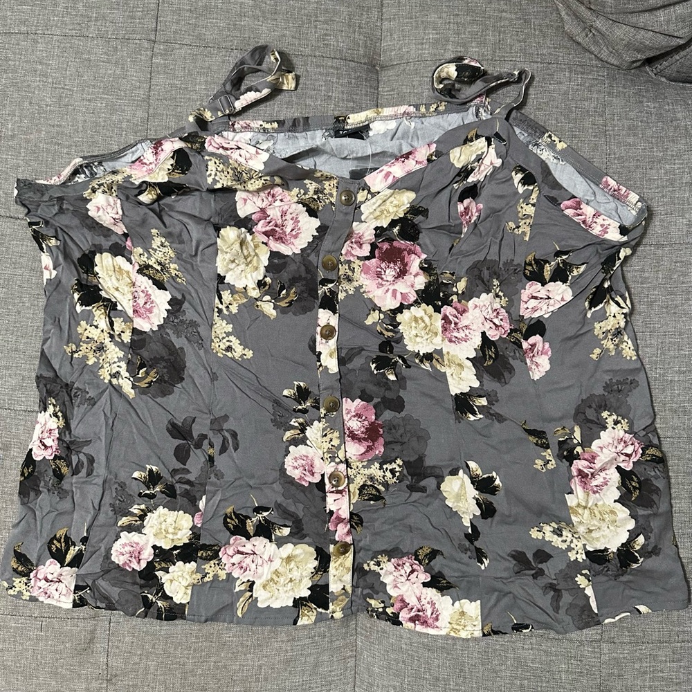 Floral top